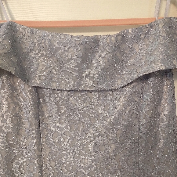 CACHET' NY Lace off the Shoulder Sky Blue Silver Trumpet Evening Gown Sparkle 14 - Picture 4 of 9